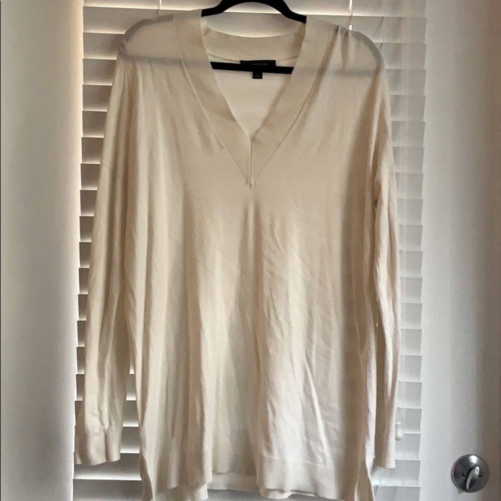 Ann Taylor Vneck Off White Sweater - Size XL